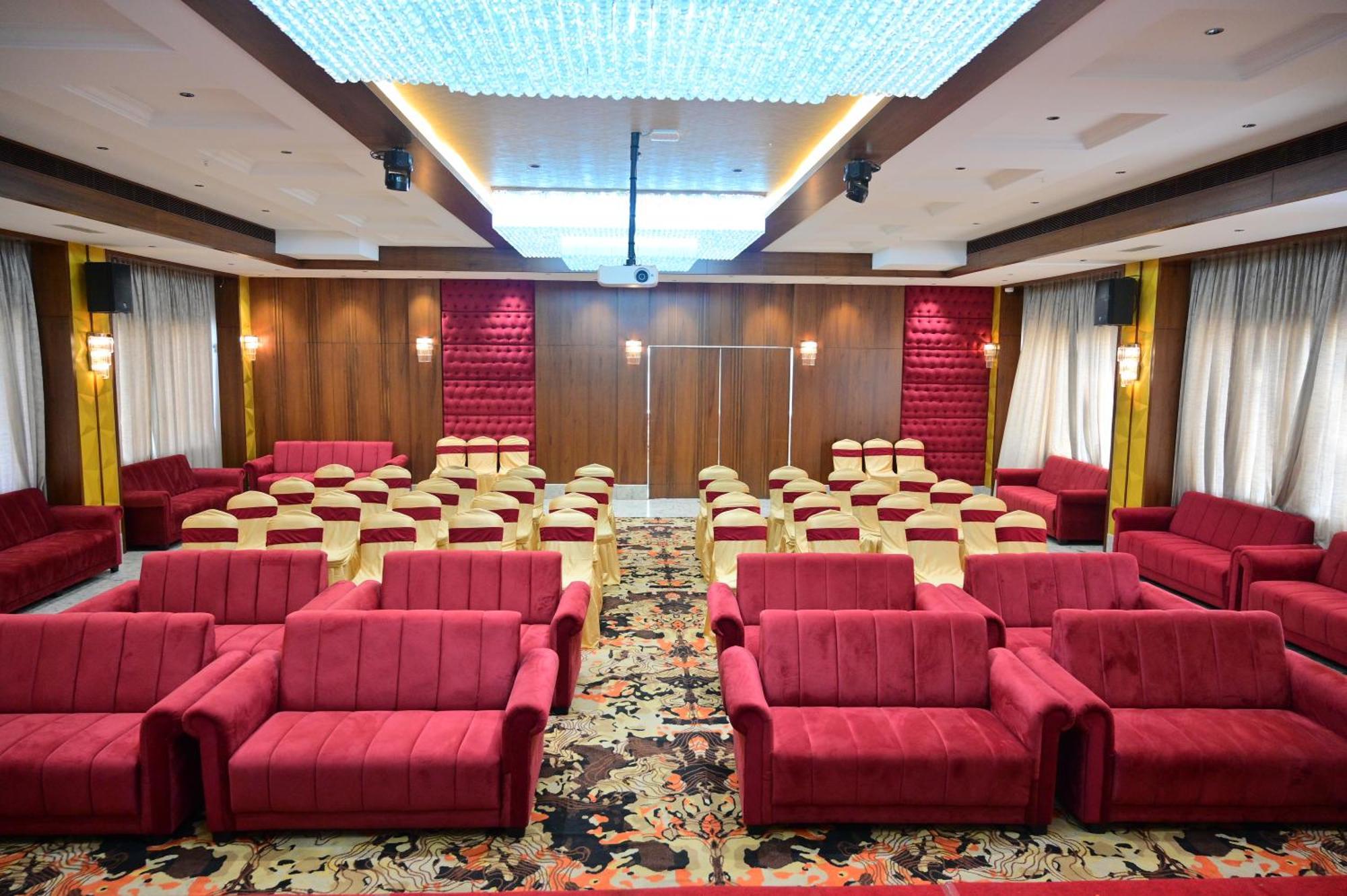 Hotel Golden Riviera Майсур Экстерьер фото